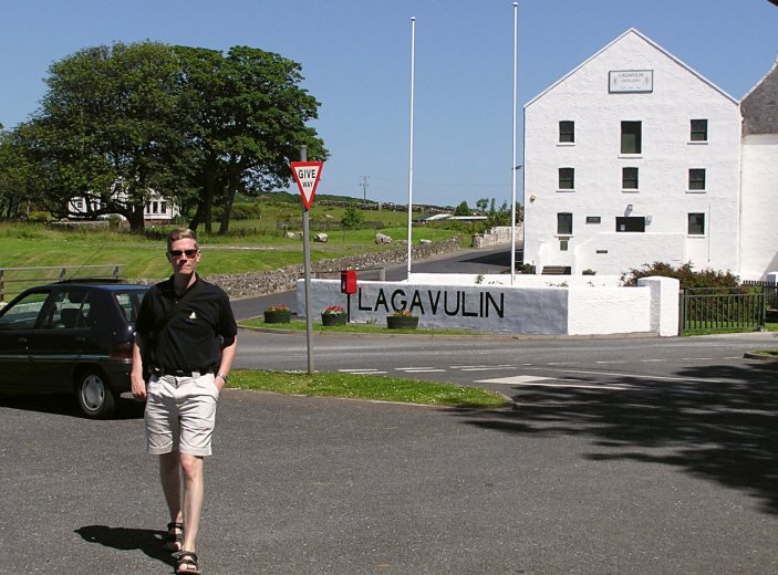 43-lagavulin_shrine